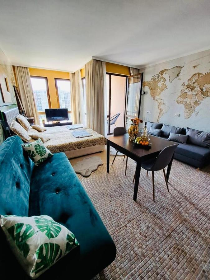 Private Apartament Vip In Royal Beach *